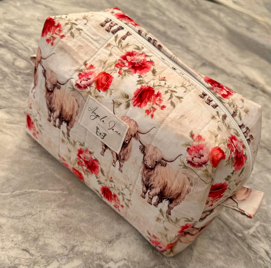 Floral Highland Cow. (😄. Uk. FREE DELIVERY)