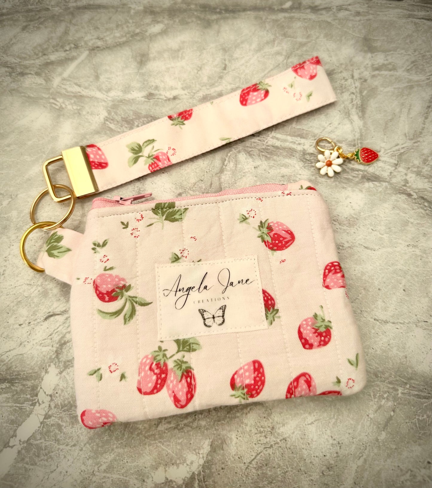 Strawberry. Wristlet. (😄. Uk. FREE DELIVERY)