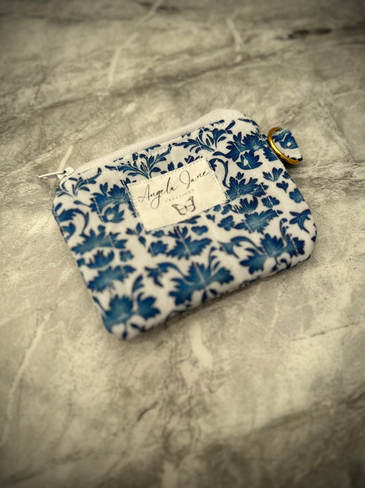 Blue Lily. Coin Purse.              (😄. Uk. FREE DELIVERY)