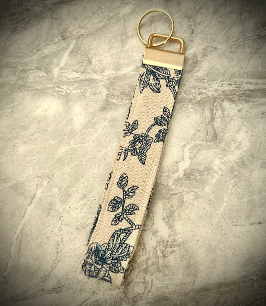 Beige Blue Floral. Wristlet.         (😄. Uk. FREE DELIVERY)