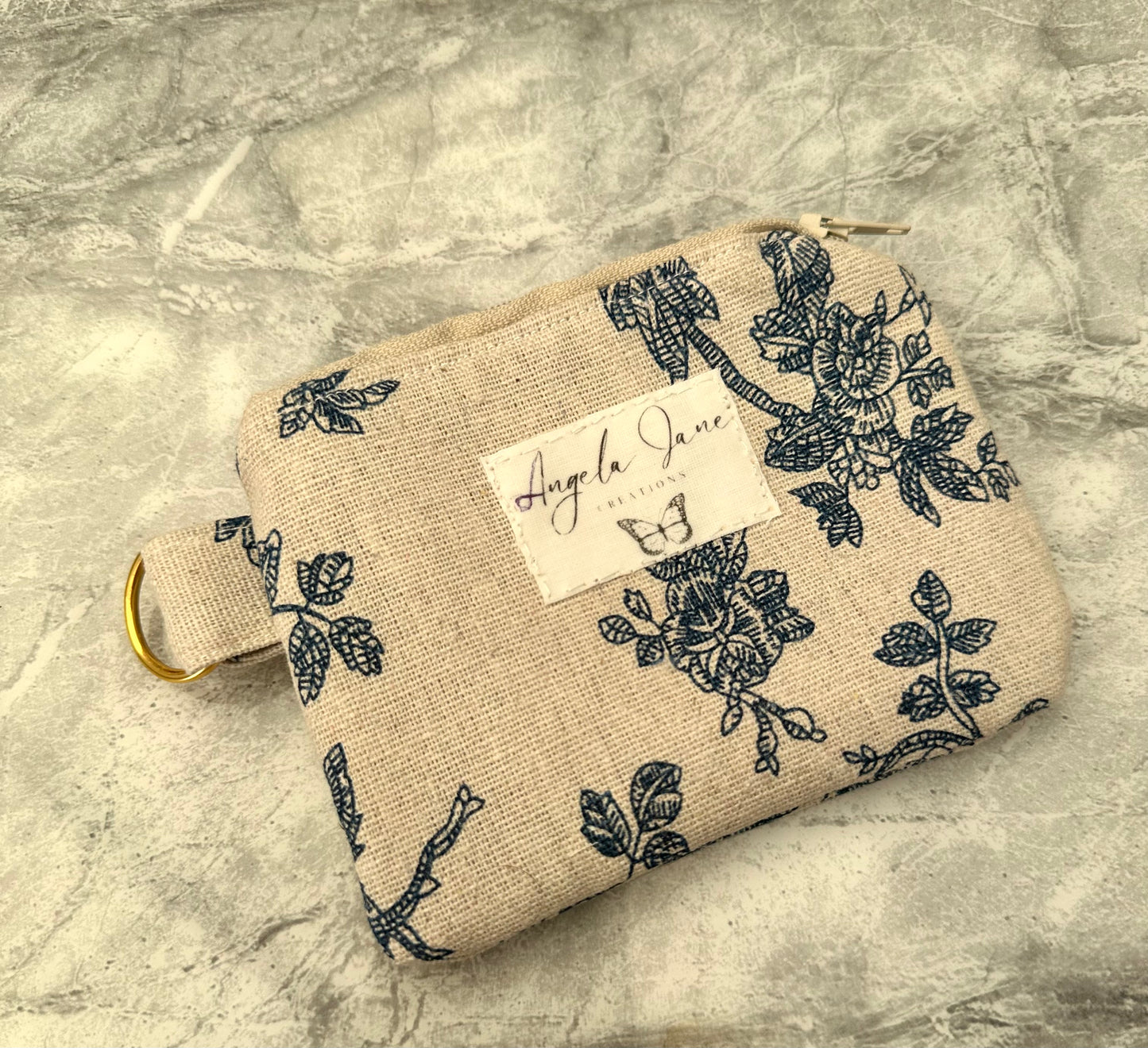 Beige Blue Floral Coin Purse.       (😄. Uk. FREE DELIVERY)